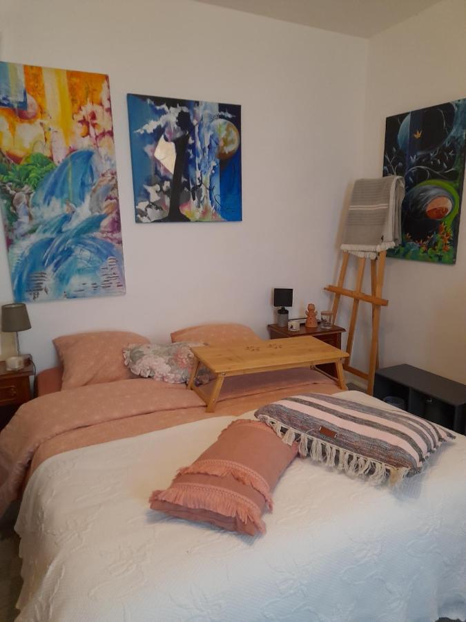 La Chambre De Garance Et Ses Couleurs D'Art Saint-Pol-de-Léon Εξωτερικό φωτογραφία